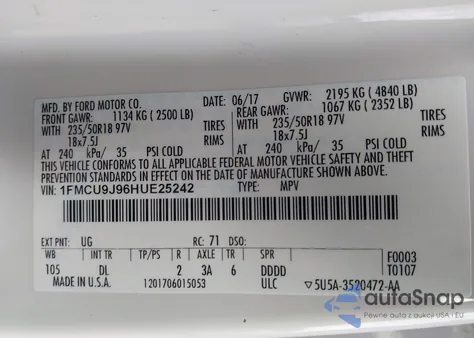 2017 Ford Escape Titanium z USA, uszkodzony, nr VIN 1FMCU9J96HUE25242